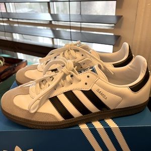 OG Samba Adidas. Size 7 (M), 8.5 (W)